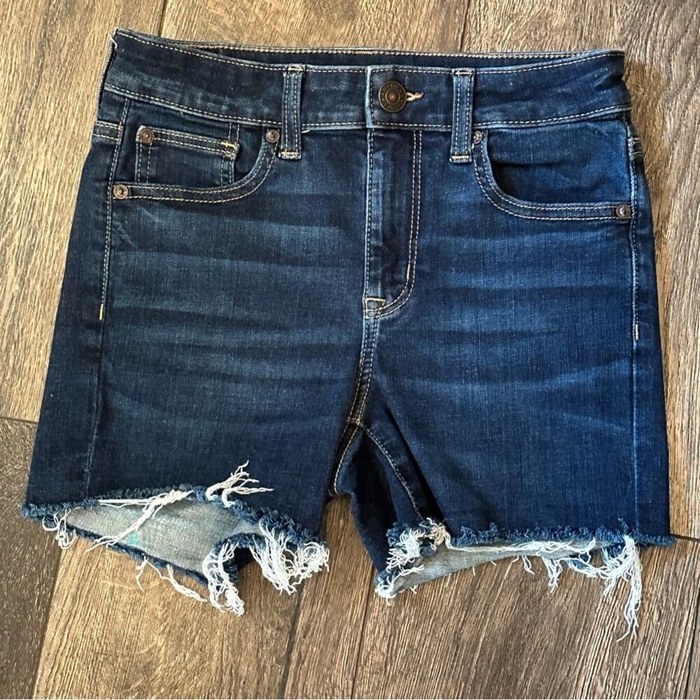 American Eagle Outfitters Next Level Stretch Mid Rise Frayed Jean Shorts Size 2